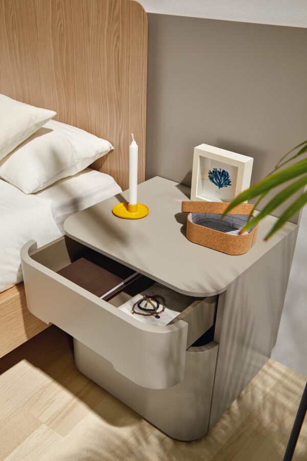 Surf-bedside-table-MOBENIA-1